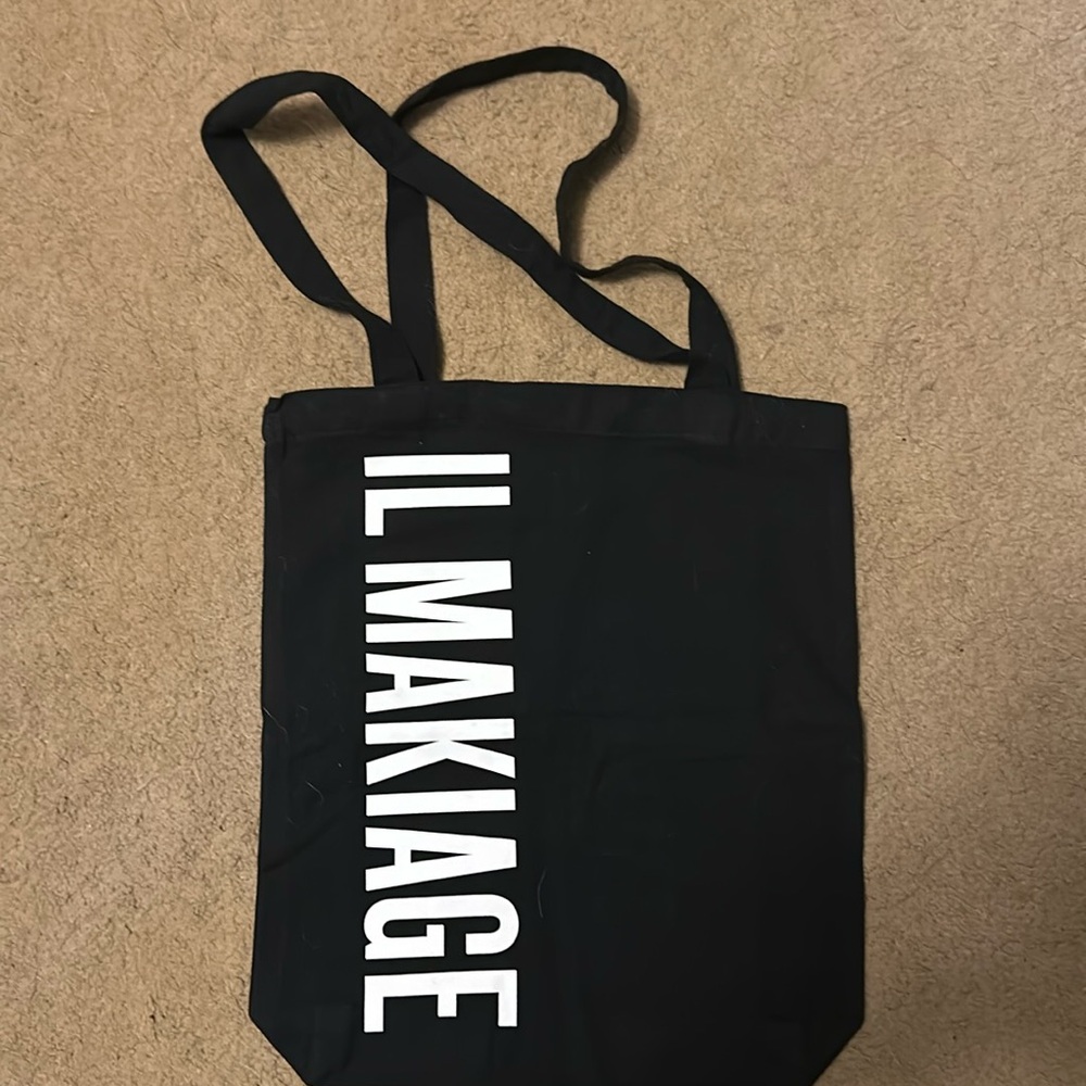 IL Makiage Tote Bag